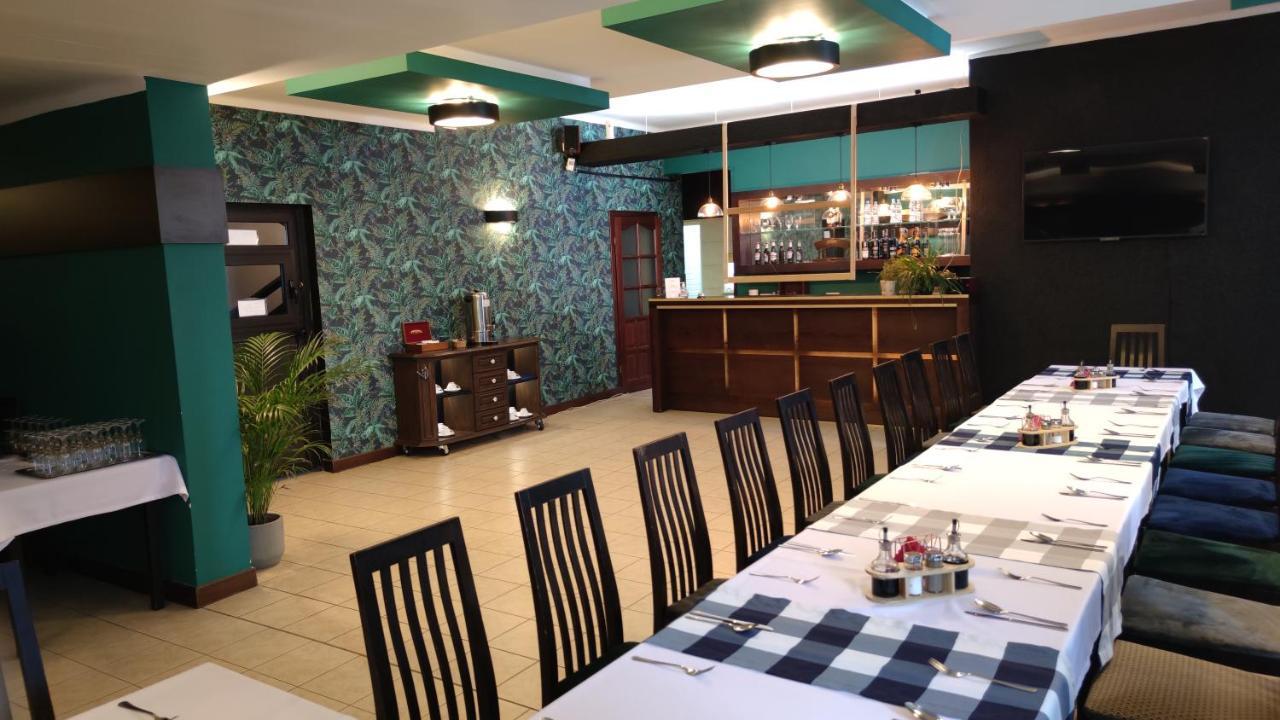 Aparthotel Bialy Orzel à Przemyśl Extérieur photo